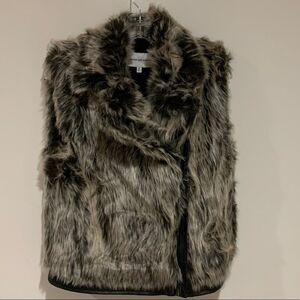 Cupcakes and cashmere Faux fur Vest - NEW no tag